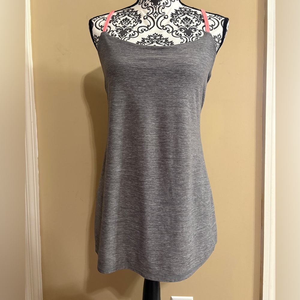 Lululemon Dancing Warrior Tank Heathered Gray with Built in Bra sz 10